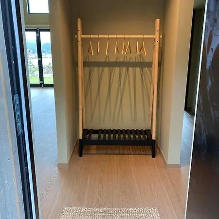Perle Ved Sjoen! Ny Pa 90m2. Holiday home *