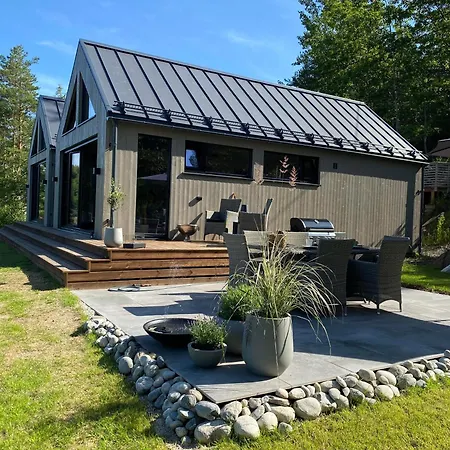 Perle Ved Sjoen! Ny Pa 90m2. *