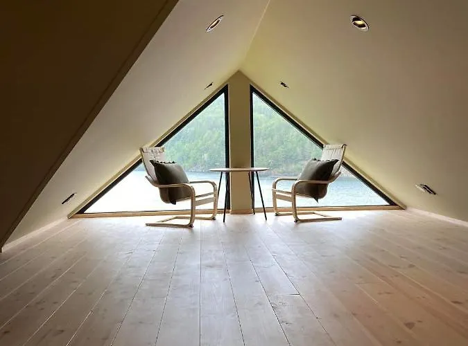 Perle Ved Sjoen! Ny Pa 90m2. * Kragerø