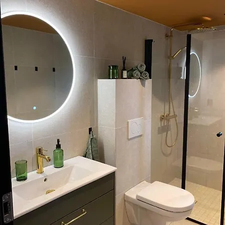Perle Ved Sjoen! Ny Pa 90m2. Ferienhaus